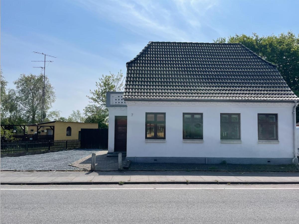 Hyggeligt Sommerhus I Jerup ภายนอก รูปภาพ